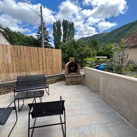 Agreable T2 Idealement Situe Mende Exterior photo